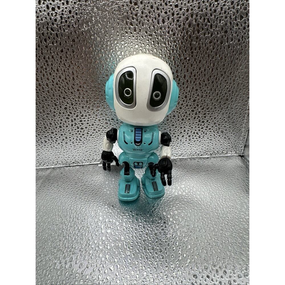 DITTO Voice Activated Talking Robot Die Cast Metal Movable Needs Battery
